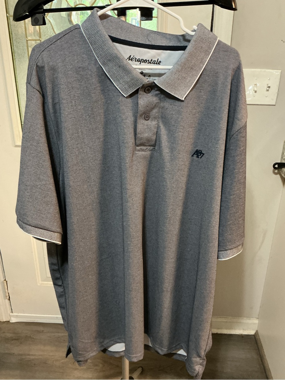 Aeropostale Men’s Heather Gray Polo with Navy Logo